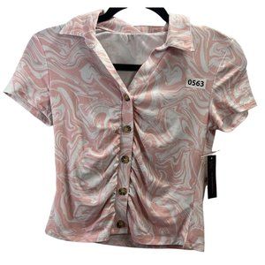 No Boundaries Junior/women’s Top Size S(3-5) color Pink short sleeve Button Up